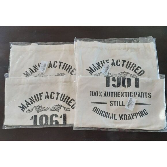 Set of 4 Canvas Bags - Picture 2 of 3